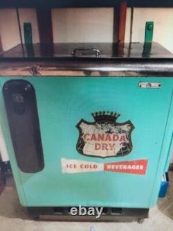 Canada Dry Ideal 55 debossed original