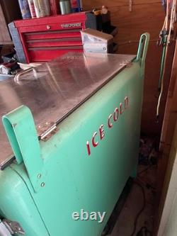 Canada dry pop vending machine