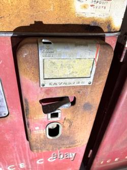 Cavalier C 51 Coca-Cola Machine, Coin Door With Bezel