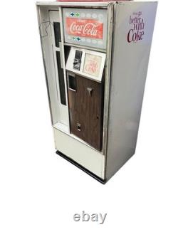 Cavalier CSS-8-64 Coke Machine With Coke Bottles
