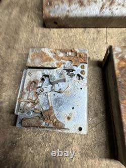 Cavalier Coca Cola Soda Vending Machine Coin Mechanism Change Cap Box Bin Parts