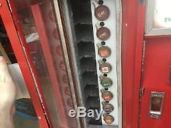 Cavalier Coke Machine USS-8-64