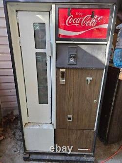 Cavalier vintage coke machine