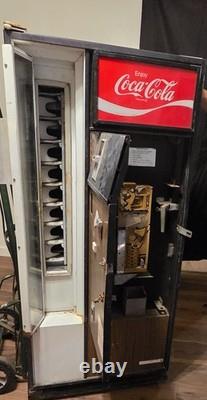 Cavalier vintage coke machine