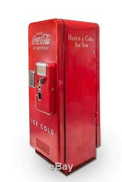 Cavelier 102 Segregation Era 2 Sided Coke Machine