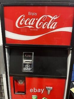 Coca Coca Vintage Cavalier 15 Cents Vending Machine