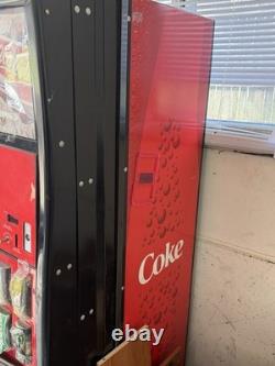 Coca-Cola Can Vending Machine 6 Selections Dollar Bill Acceptor Coin Changer