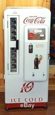 Coca Cola, Cavalier 72 Coke, soda bottle vending machine, Super Superior Resto