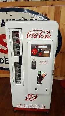 Coca Cola, Cavalier 72 Coke, soda bottle vending machine, Super Superior Resto