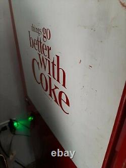 Coca-Cola Cavalier CS-64 Machine. Working