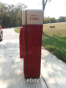 Coca Cola Coke Cavalier 96 Machine Professionally Restored