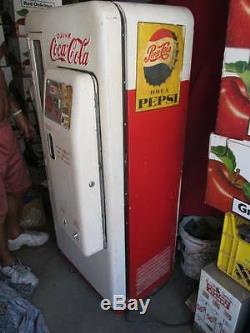 Coca Cola Coke Machine Cavalier 72 VENDO & COIN MECHANISM (60 years family)