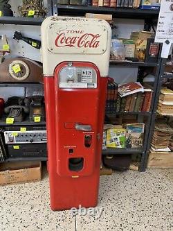 Coca Cola Coke Machine VENDO 44 For Latín América (venezuela) SÚPER RARE