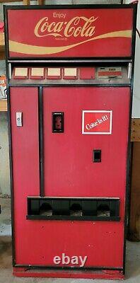 Coca Cola Coke Vending Machine