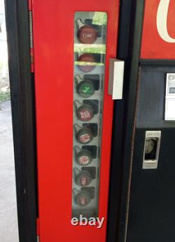Coca Cola Coke Vending Machine Cavalier Vintage Model 1USS-64101 WORKS GREAT