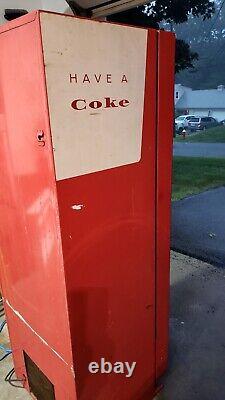 Coca-Cola Coke Vending Machine Westinghouse Early Vintage 1960s Select-O-Matic