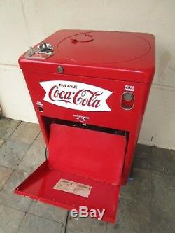 Coca Cola Coke Vendo 23 Machine