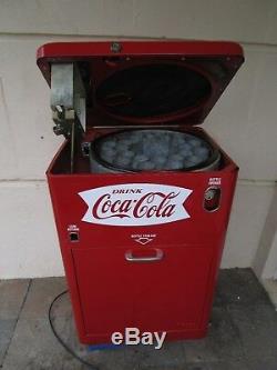 Coca Cola Coke Vendo 23 Machine