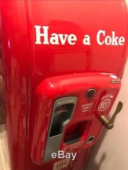 Coca Cola Jacobs Mailbox Coke JSC-26 Soda Bottle Vending Machine Nice Complete