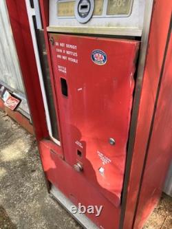 Coca Cola Machine Cavalier CS-96 unrestored non-working
