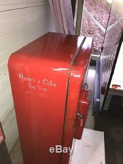 Coca Cola Machine With Violent History Vendo 110 WORKING Vending Nice Original