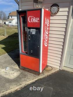 Coca-Cola Red Soda Vending Machine Collectible