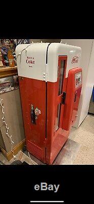 Coca Cola Vending Machine Cavalier 72 1958-1959