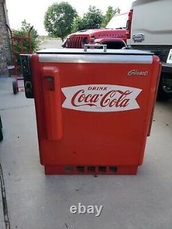 Coca-Cola Vending Machine Glasco Cooler