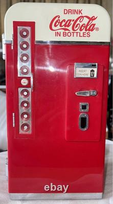 Coca-Cola Vending Machine Miniature with Moving Gimmick Vintage Rare
