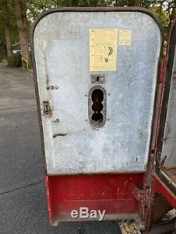 Coca Cola Vendo 39 50's Coke, Soda Pop Vending Machine. For Parts Or Restoration