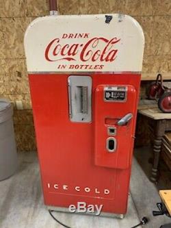 Coca Cola Vendo 39 Machine