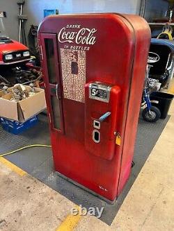 Coca- Cola Vendo 5 Cent Machine H 81 A Original Paint Investment Grade 1955