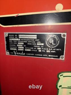Coca Cola Vendo 81 Machine, Great Original Condition, Runs/cools Rare Find