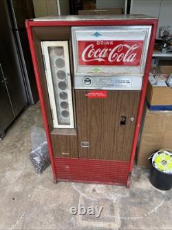 Coca Cola Vendo Vending Machine H63D Vintage 1960s Runs