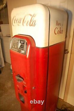 Coca Cola Vintage 1950 Vendo 44 Vending Machine 100% Original