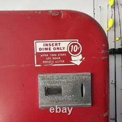 Coca-Cola Vintage Soda Vending Machine 10¢ Dime Only Red Lift Door