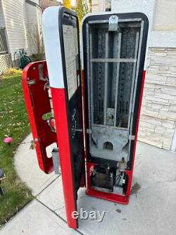 Coca Cola Vintage Vending Machine VENDO 44