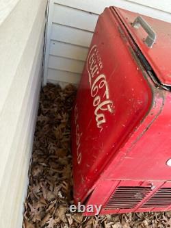 Coca-Cola Westington Machine 1930's Cooler Vending Machine (WORKS)