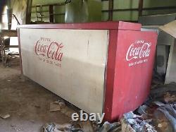Coca Cola coke vintage vending machine by Dixie-Narco