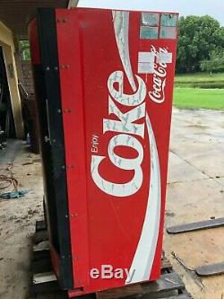 Coca Cola vending machine