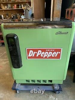 Coca cola machine/ Dr Pepper Ideal Slider