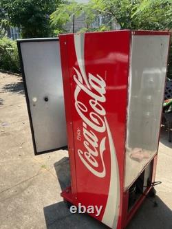 Coca cola vending machine