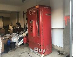 Coka Cola Machine Vintage Collectible Vendo Model H1100