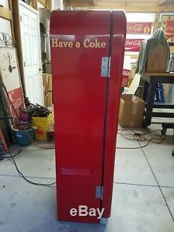 Coke Coca-Cola Machine Vendo 39 Fully Working Definite Survivor