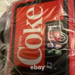 Coke Coca Cola Vending Machine Stereo Cassette Player & Headphone W-06A VTG Rare