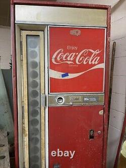 Coke Coka Cola Soda Vendo Machine H126A Original Works