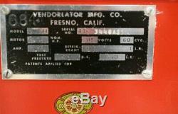 Coke Machine 1956 VMC-44