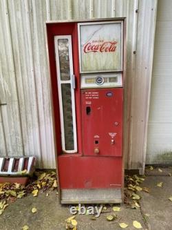 Coke Machine #5 (Model CS-96) Cavalier Needs full restoration (Have Video)