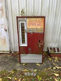 Coke Machine-Cooler (NOT WORKING) SEE VIDEO