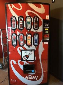 Coke Or Soda Drink vending machine Great Condition, Has Dollar Bill Changer